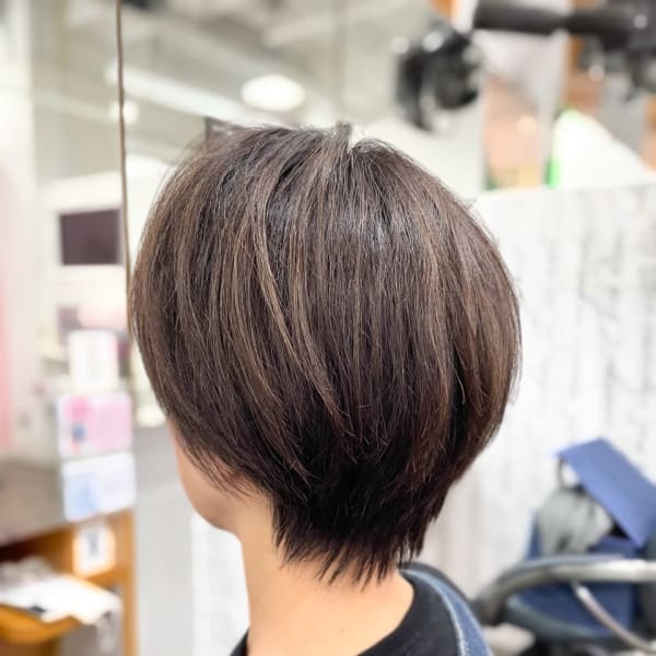 大人女性ショート