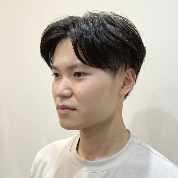 ≪センターパート≫爽やかスタイル|Y/JINGU