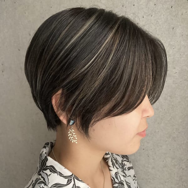 ハイライト×ショート×前髪なしショート