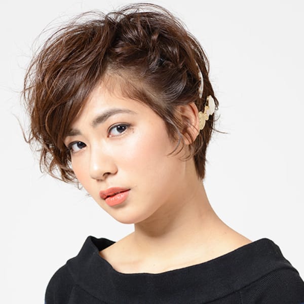 大人グレージュボブ