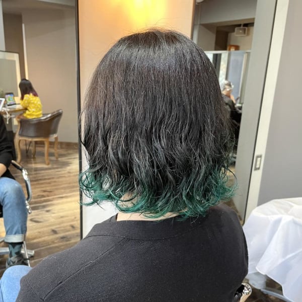 白髪ぼかしにお勧め・メンズ・モスグリーン裾カラー