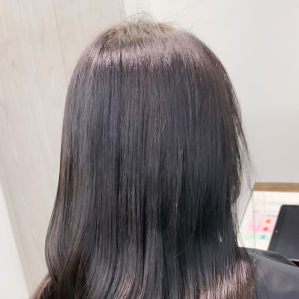 レディースカラー ツヤツヤグレー|髪質改善 個室美容室 liesta salon