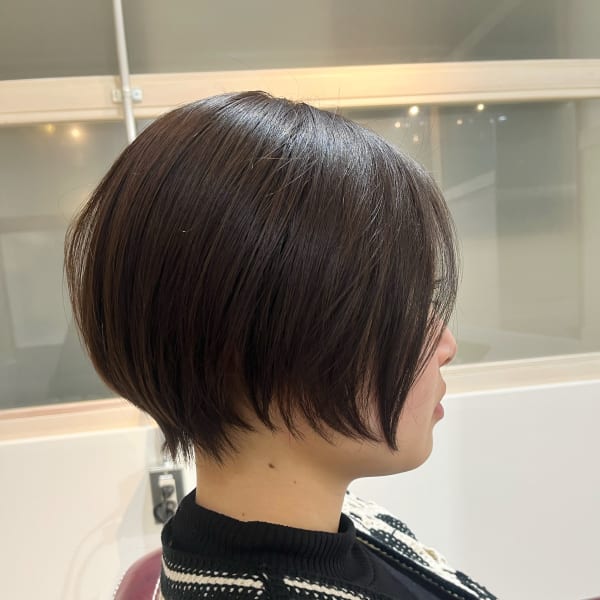 【liesta salon村上】丸みくびれ前下がりショート☆
