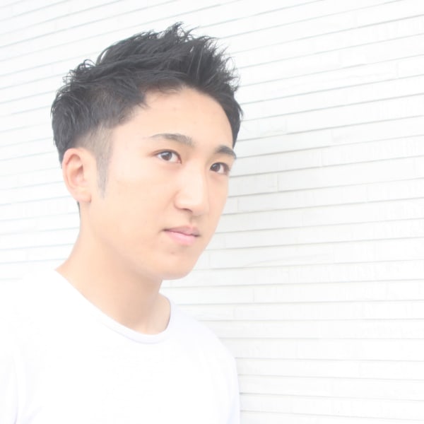 【アップバング刈り上げショートスタイル】