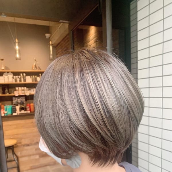 大人可愛いショートボブ