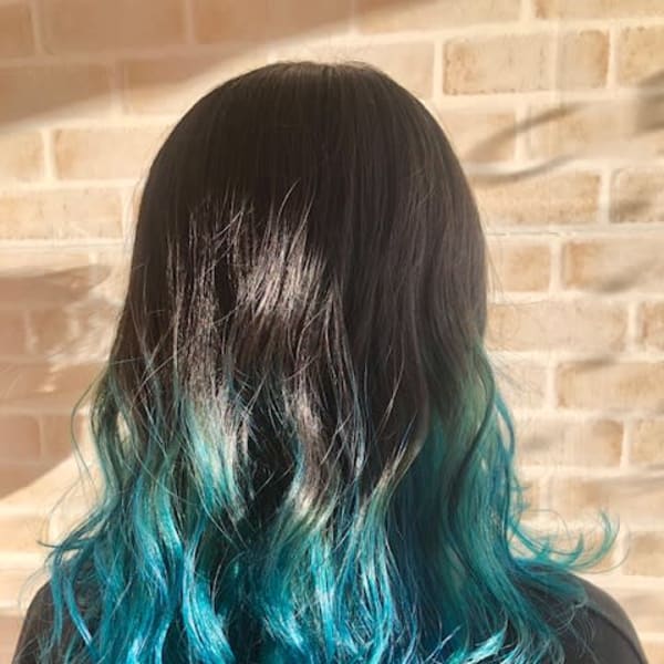 サンシャインブルー/派手髪/グラデーションカラー|Flow