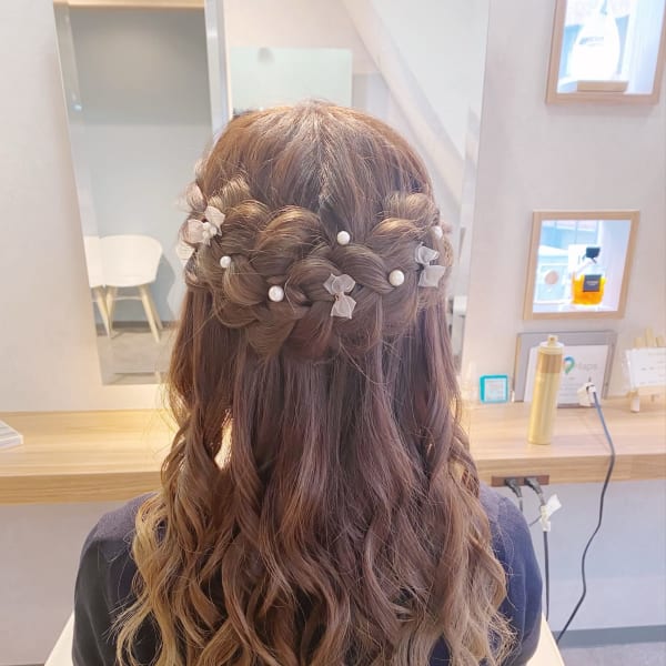 編み込みハーフアップ