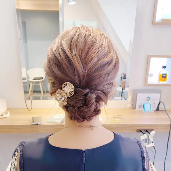 上品シニヨンスタイル