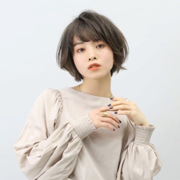 透明感/アッシュカラー/外ハネボブ