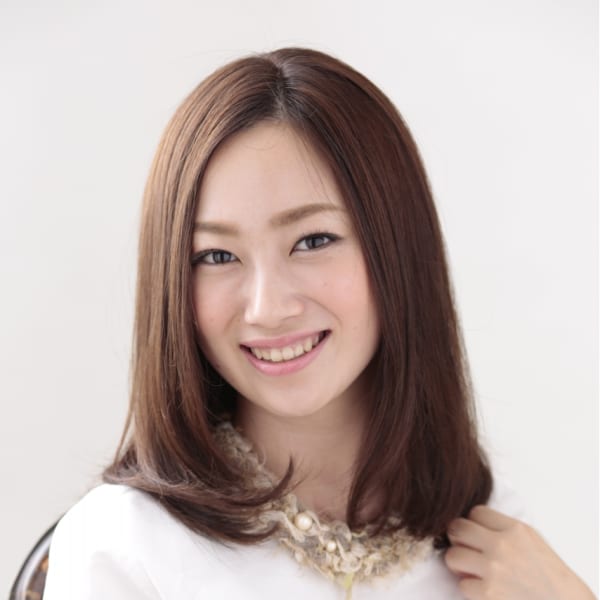 ツヤ感のある大人ロング