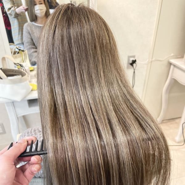 髪質改善×白髪ぼかしハイライト