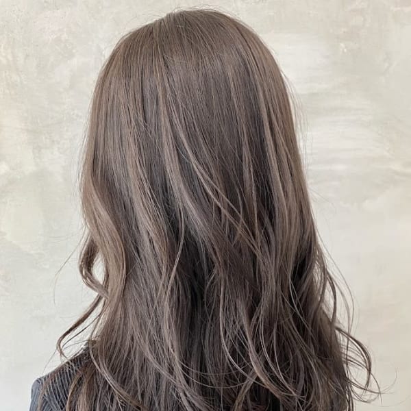 ナチュラルハイライトカラー