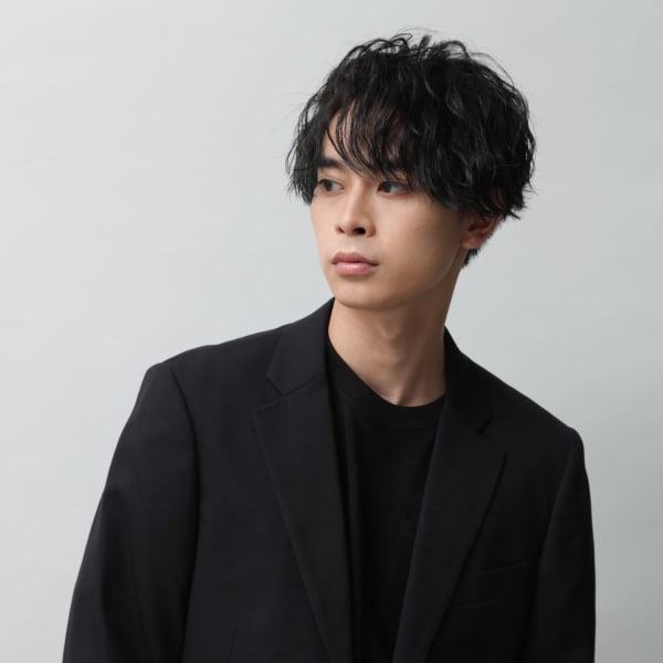 メンズパーマ/前下がり/刈り上げ|ジャック・モアザン　新宿タカシマヤ店