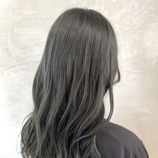 カーキグレージュ