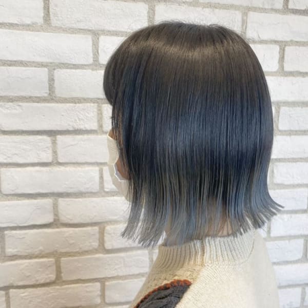 グラデーションブルーシルバー　Ash十日市場店