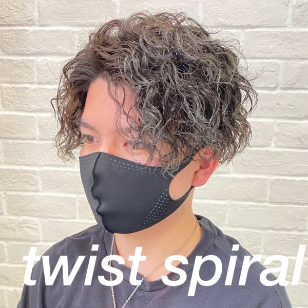 スキンフェード×ツイストスパイラル