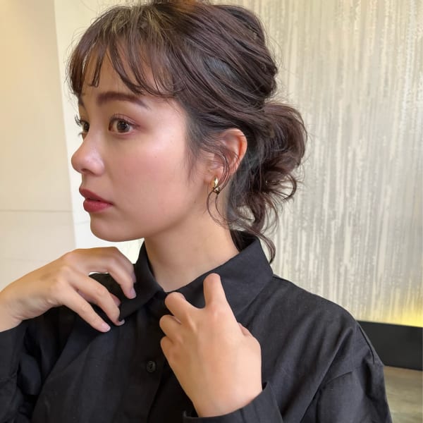 カジュアルポニーテール