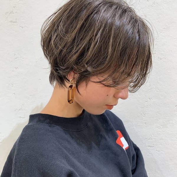 大人可愛いゆるふわショートパーマ