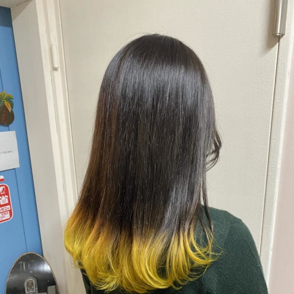 yellow × 裾カラー