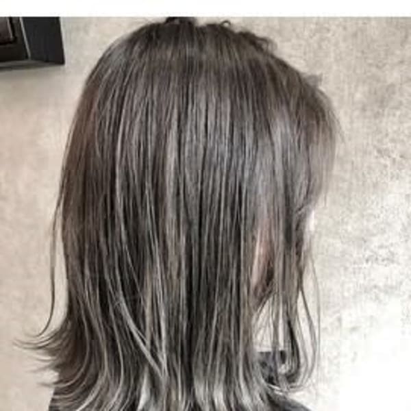 外ハネグレージュ☆小顔|Air Bijou