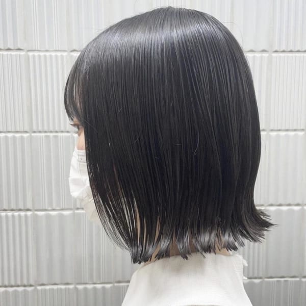 ネイビーグレージュ