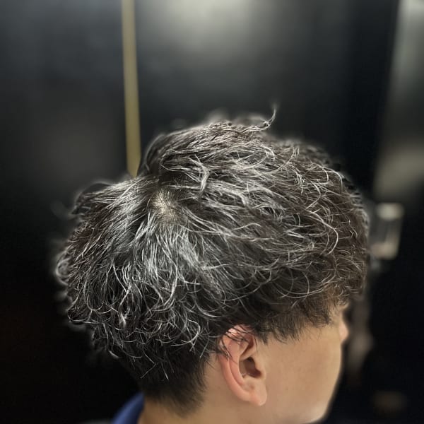 大人気のツイストスパイラルパーマ 神田/理容室/パーマ