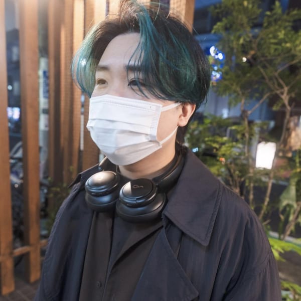 《e's中目黒美容室》緑×黒の立体感カラー【Genta】