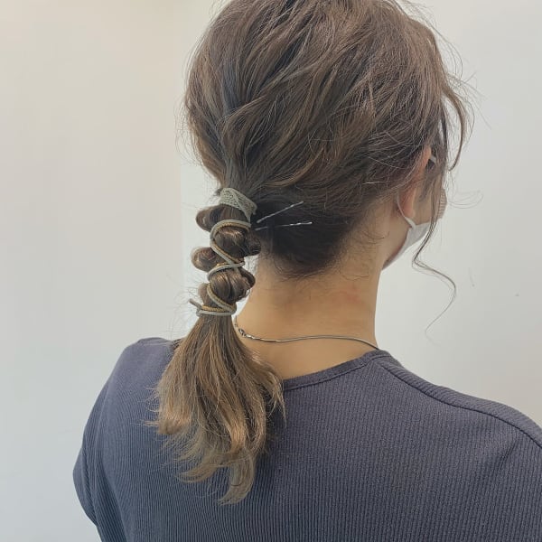 ヘアアレンジ×ハイライトカラー×キャラメルベージュ