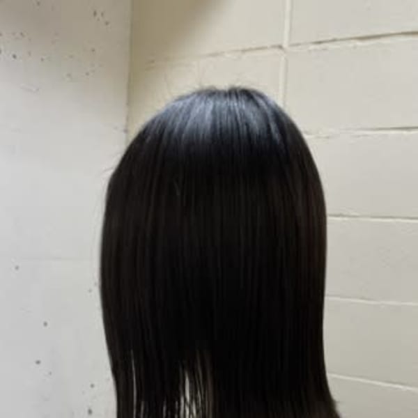 切りっぱなしミディアムヘア