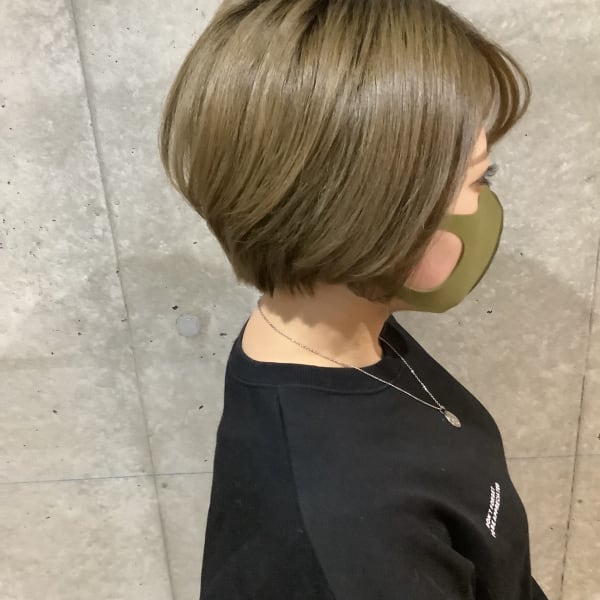 ショートボブ