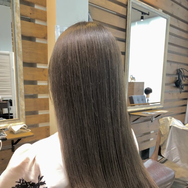 ミルクティーベージュ/ブリーチ/髪質改善/トリートメント