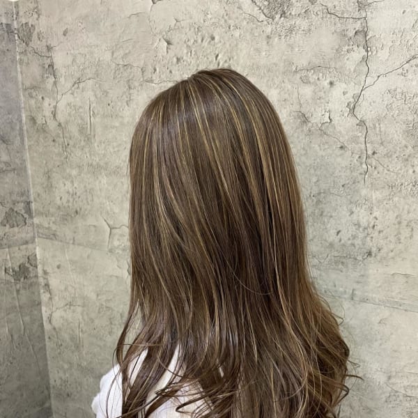 ハイライト　ベージュ