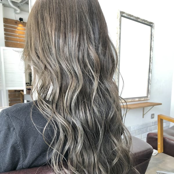 オリーブグレージュ/アディクシーカラー/くすみカラー/福岡