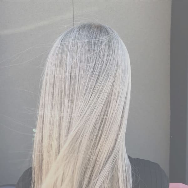 ハイトーンホワイトベージュ|Charites