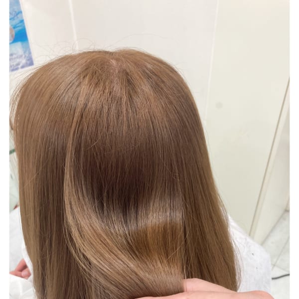 beige × 酸熱トリートメント🌈|リラ ジュネス