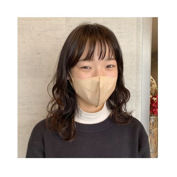 ナチュラルブラウンxセミロング