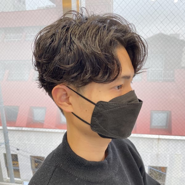 前下がりニュアンスセンターパート　ツーブロ刈り上げ|ALICe by AFLOAT