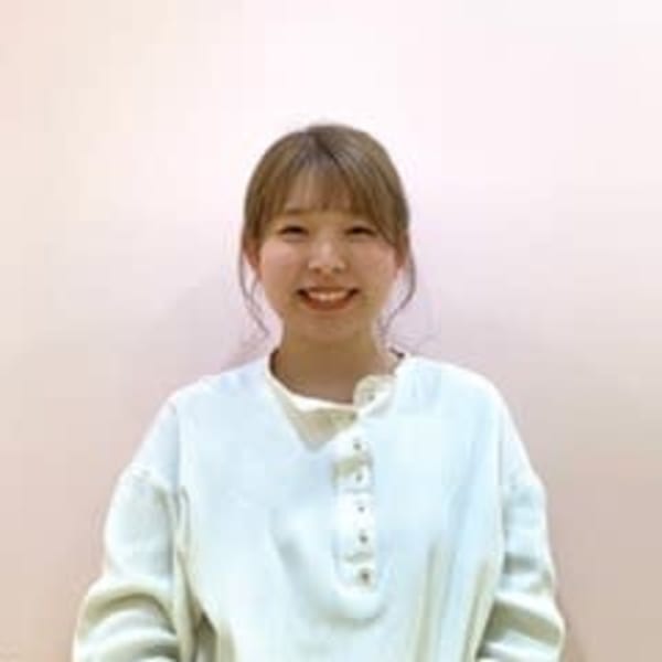 Salon KOZA【サロンコザ】のスタッフ紹介。豊田 菜奈