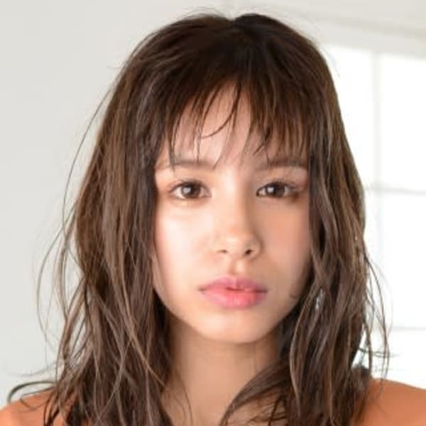 ダブルバングセミディ