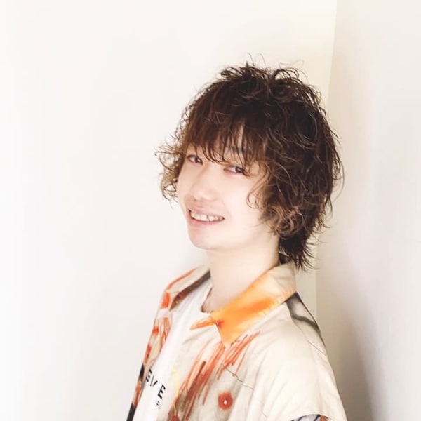 HAIR & MAKE EARTH いわき店【ヘアメイクアース イワキテン】のスタッフ紹介。山田　朝也