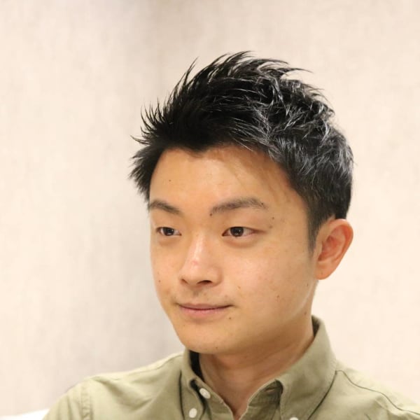 アップバングショートスタイル