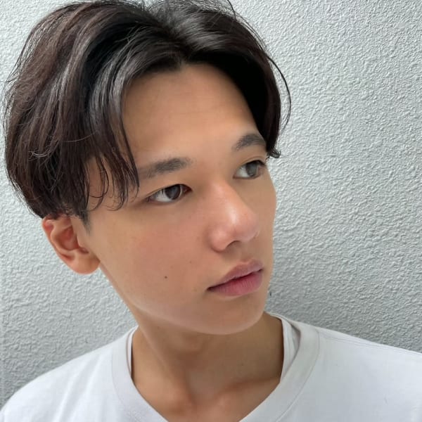 ニュアンスパーマ×センターパート|CLEO hair international 八丁堀店