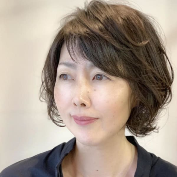 大人系くびれショート