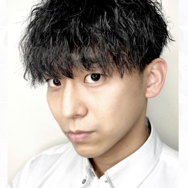 ビジネスマンにも！！ゆるめツイストスパイラルパーマ|Brooch