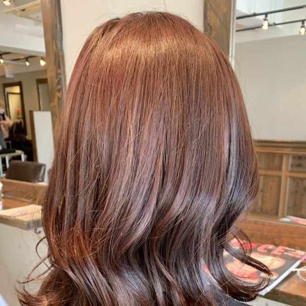 ピンクベージュ モテヘア レイヤーカット|RIMA