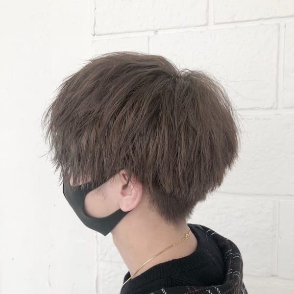 ナチュラルグレージュ