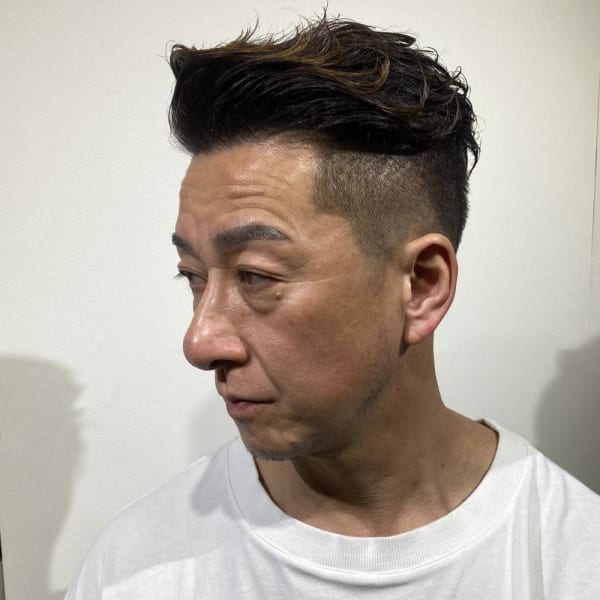 日本橋メンズ美容室　大人刈り上げ　外国人風　バーバースタイル