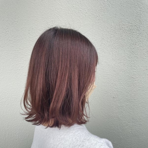 レイヤーボブ×チェリーピンク(ブリーチなし)