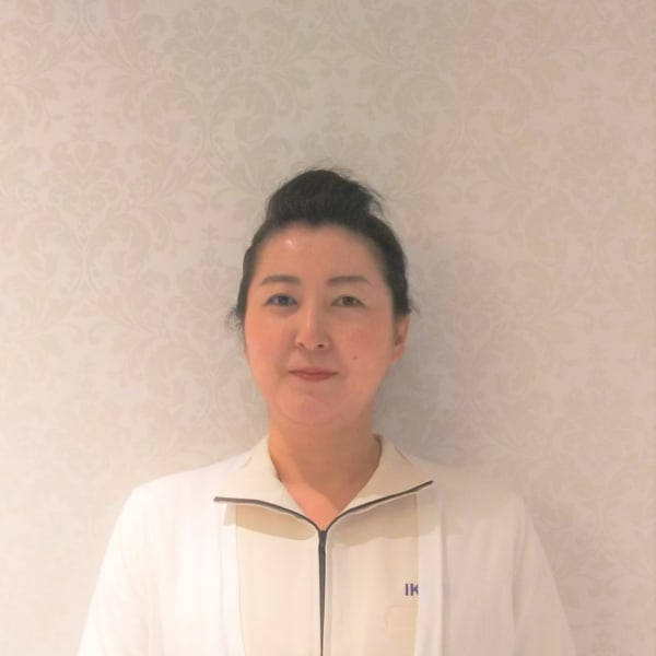 IKUKO 府中店【イクコフチュウテン】のスタッフ紹介。ヨシダチヒロ