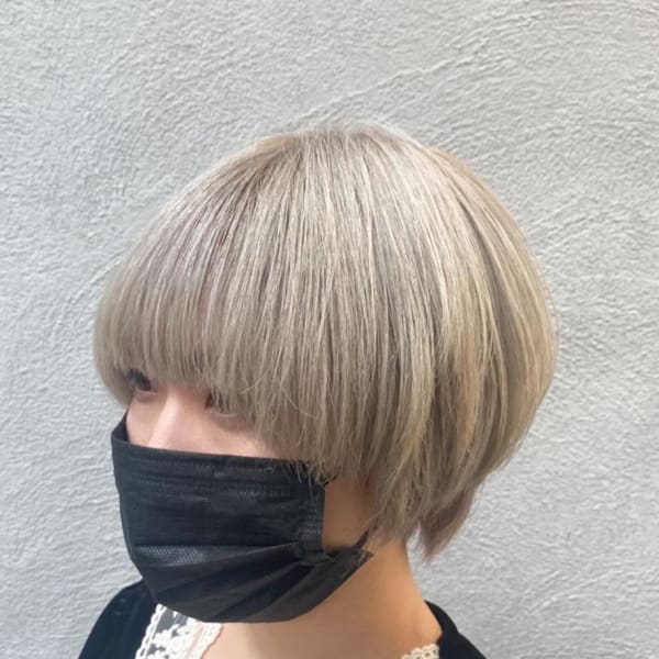 【BONDnariのサロンスタイル】ホワイティーベージュ